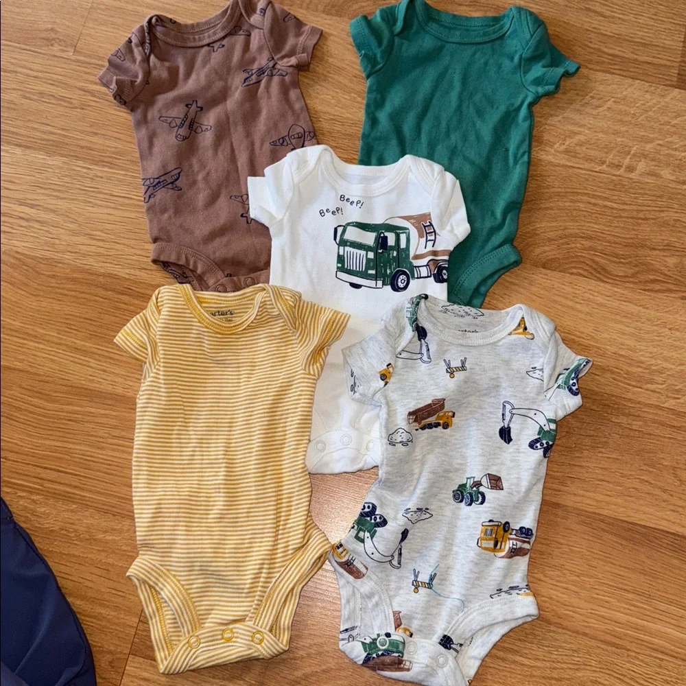 Carter’s Newborn 5 Pack Construction Truck Onesie set